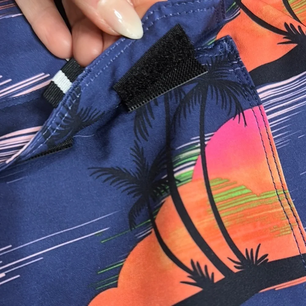 HURLEY Men's Phantom Tropical Sunset Swim Shorts, Size 32, NWT